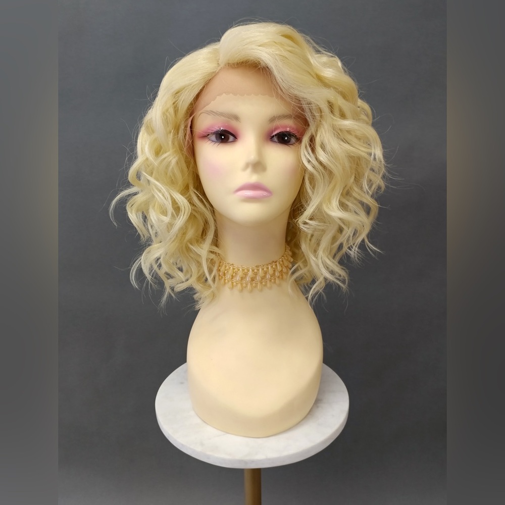 Blonde Lace Front Wavy Lob Heat Resistant Wig